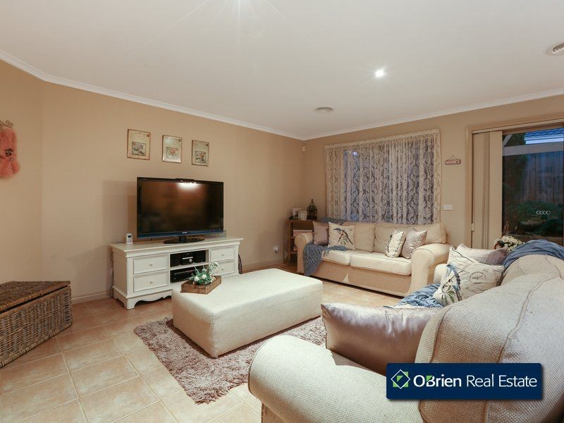 85 Fieldstone Boulevard, Beaconsfield VIC 3807