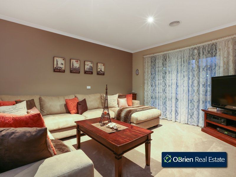 85 Fieldstone Boulevard, Beaconsfield VIC 3807
