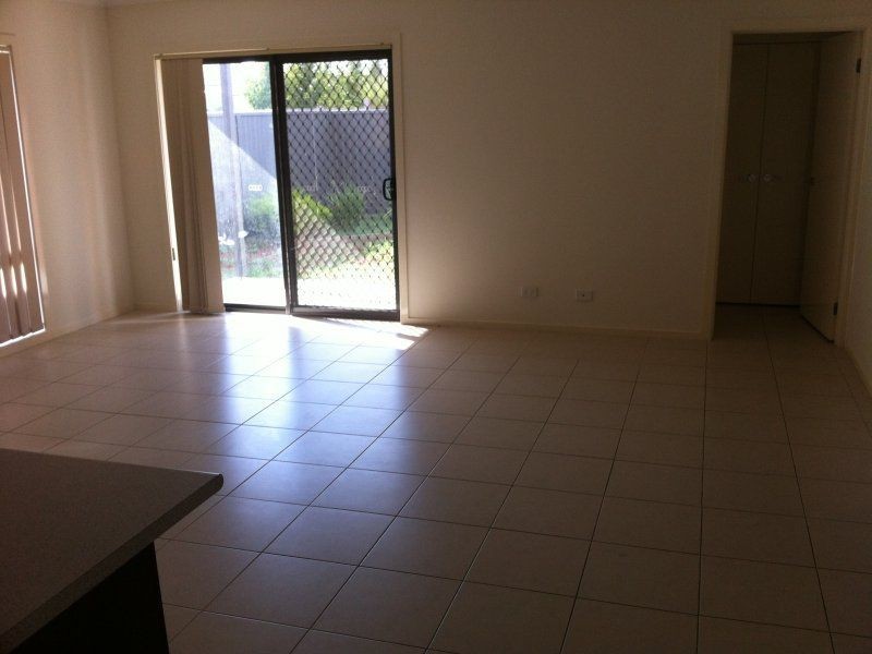 35 Sarton Link, Pakenham VIC 3810