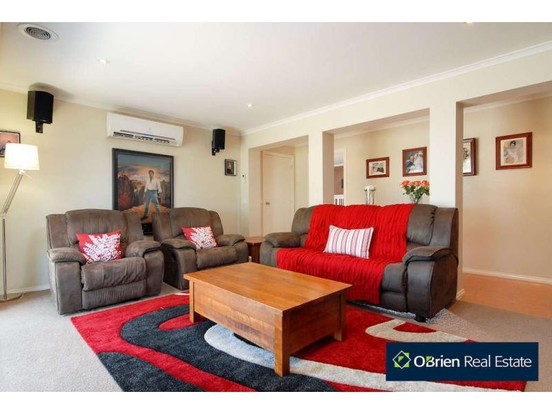 77 Shinners Avenue, Narre Warren VIC 3805