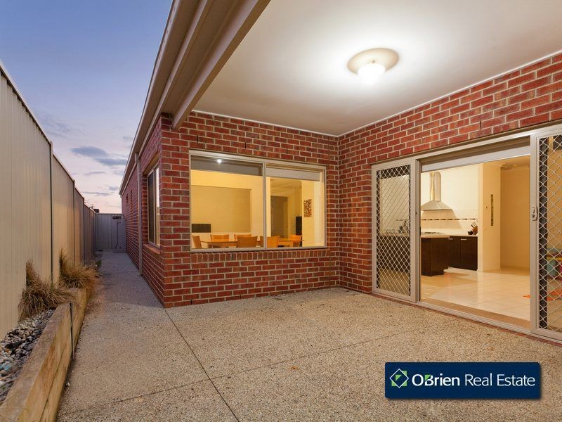 18 Murchison Link, Pakenham VIC 3810
