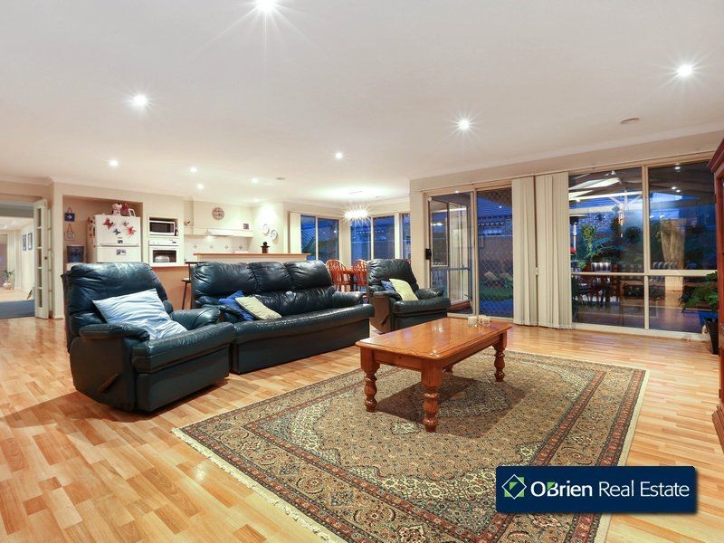 39 Jamieson Way, Berwick VIC 3806