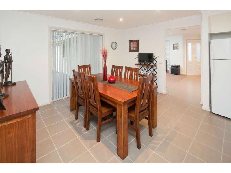 Unit 9/8A Henry St, Koo Wee Rup VIC 3981