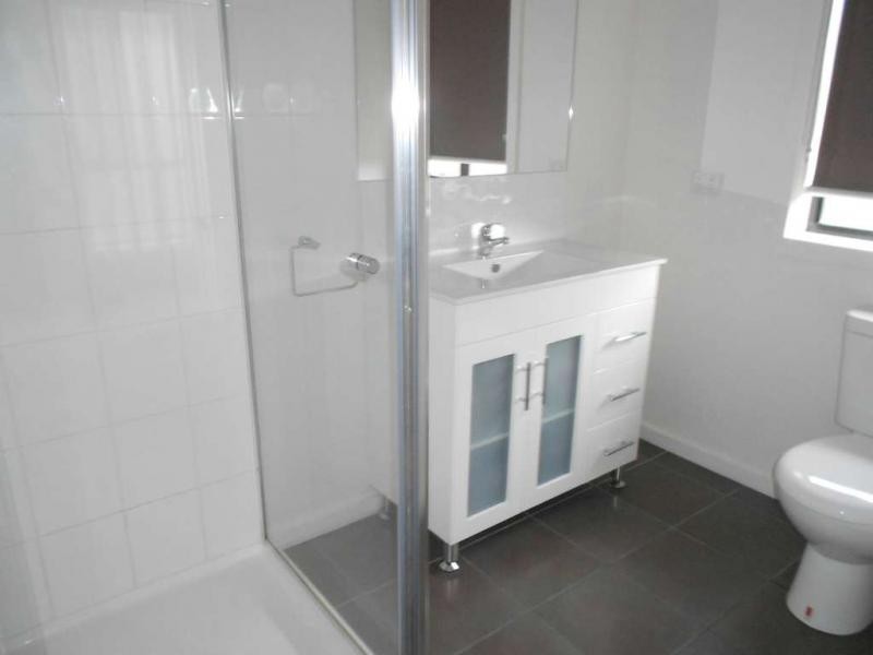 2/35 Portchester Boulevard, Beaconsfield VIC 3807