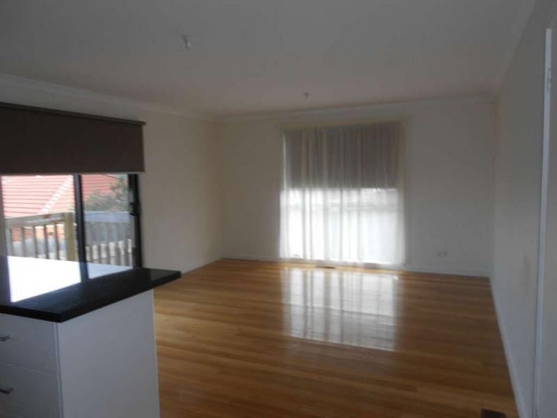 2/35 Portchester Boulevard, Beaconsfield VIC 3807