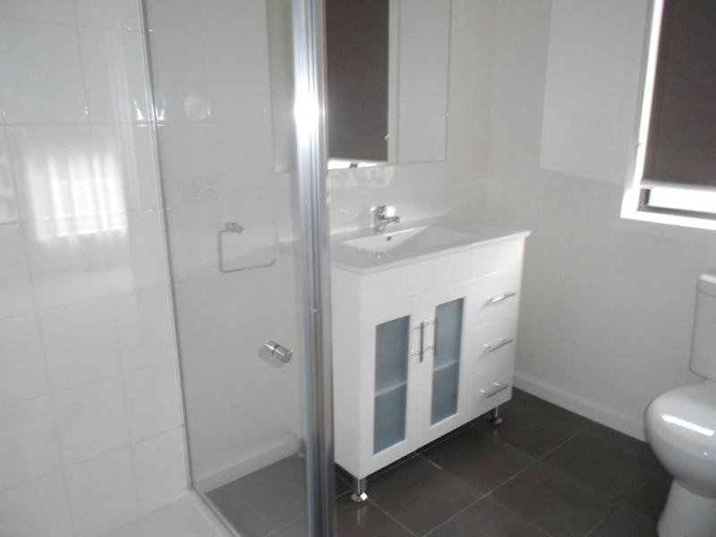 2/35 Portchester Boulevard, Beaconsfield VIC 3807