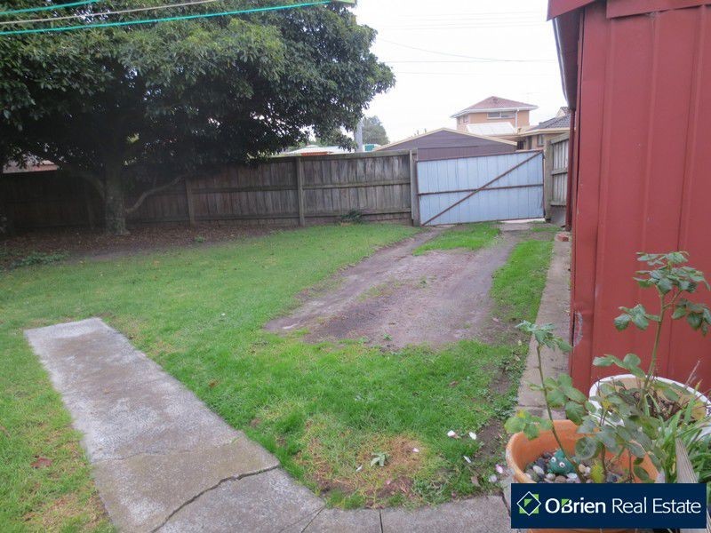 44 Cochrane Street, Cranbourne VIC 3977