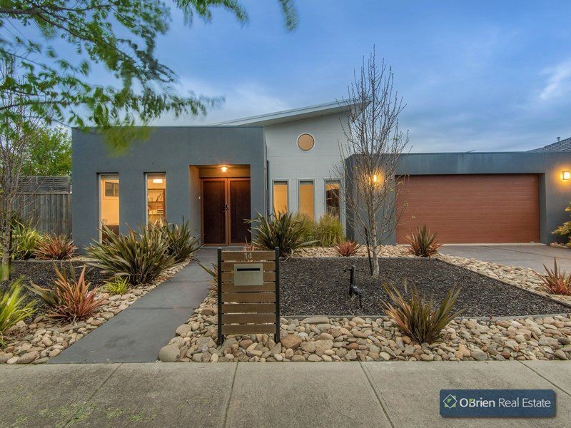 14 Misty Close, Berwick VIC 3806