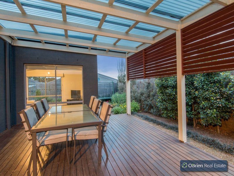 14 Misty Close, Berwick VIC 3806