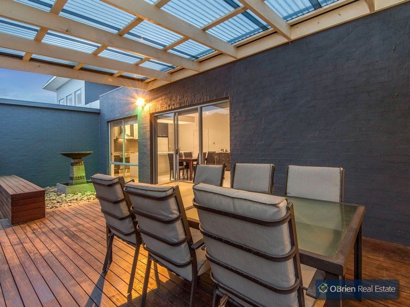 14 Misty Close, Berwick VIC 3806