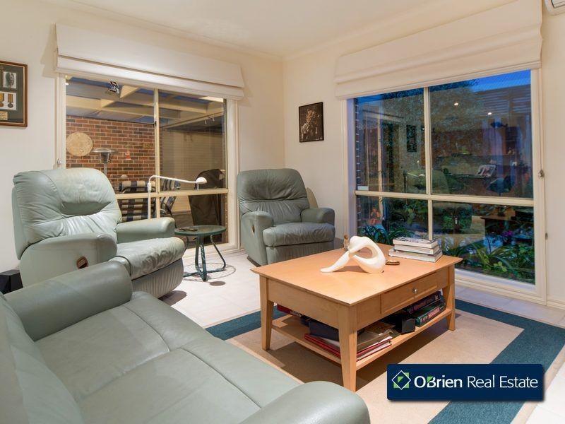 7 Wilona Way, Berwick VIC 3806