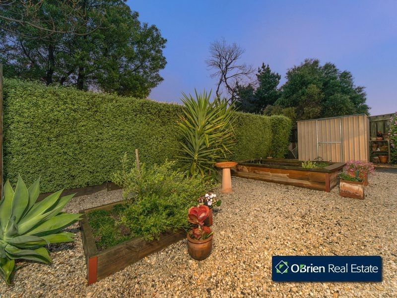 7 Wilona Way, Berwick VIC 3806