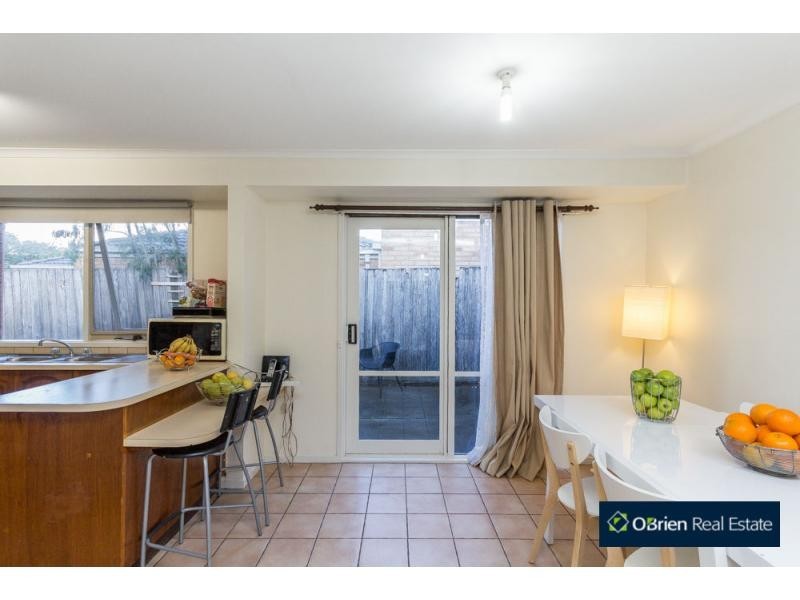 3/8 Duff Street, Cranbourne VIC 3977