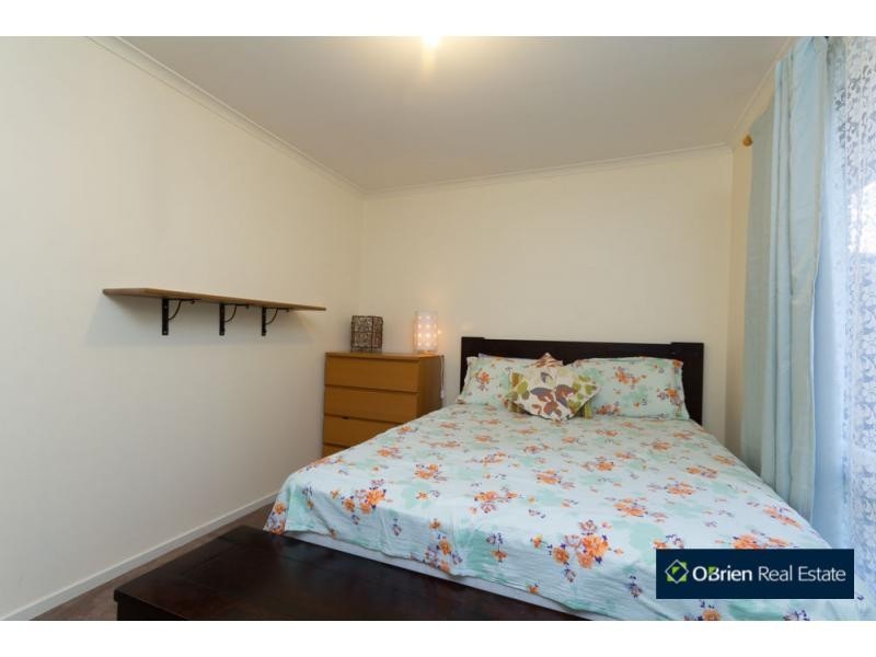 3/8 Duff Street, Cranbourne VIC 3977