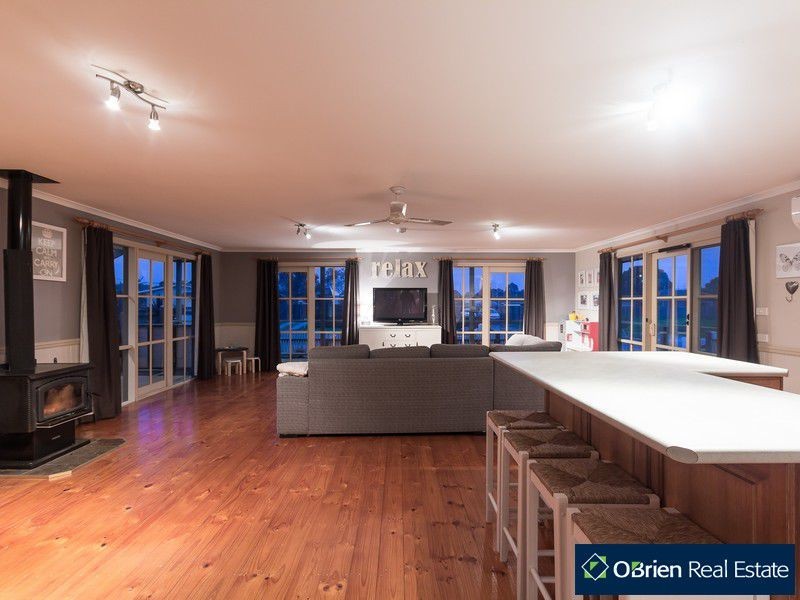 4 Tankerton Street, Lang Lang VIC 3984