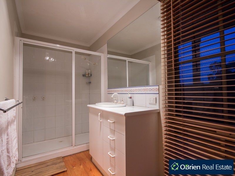 4 Tankerton Street, Lang Lang VIC 3984