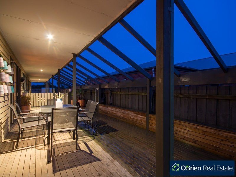 4 Tankerton Street, Lang Lang VIC 3984