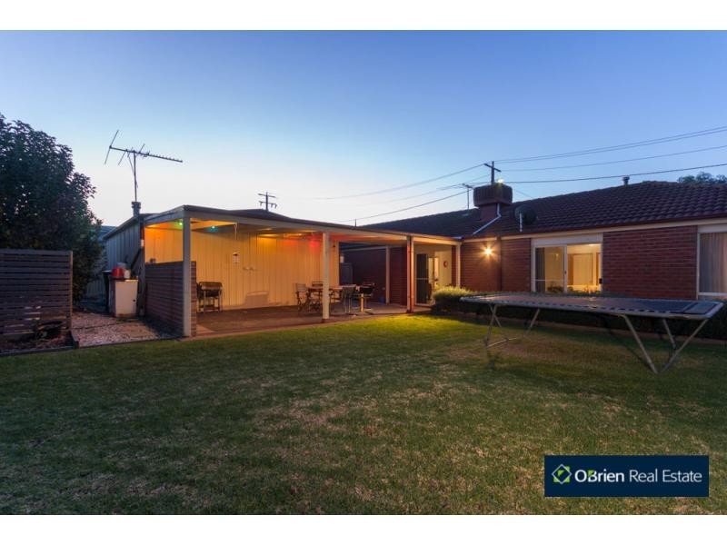 2 Eagle Court, Blind Bight VIC 3980