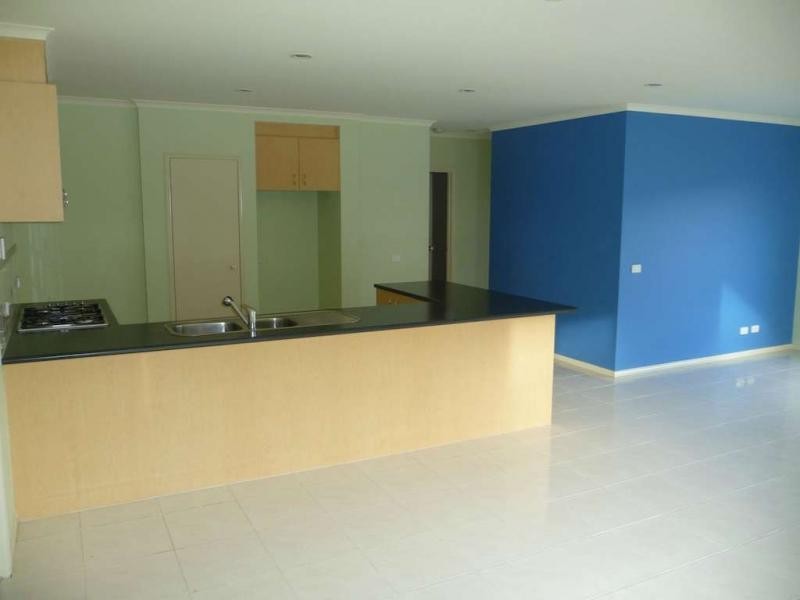 21 Montpelier Drive, Berwick VIC 3806