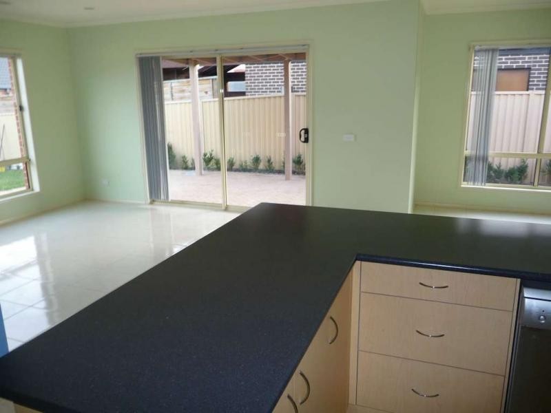 21 Montpelier Drive, Berwick VIC 3806
