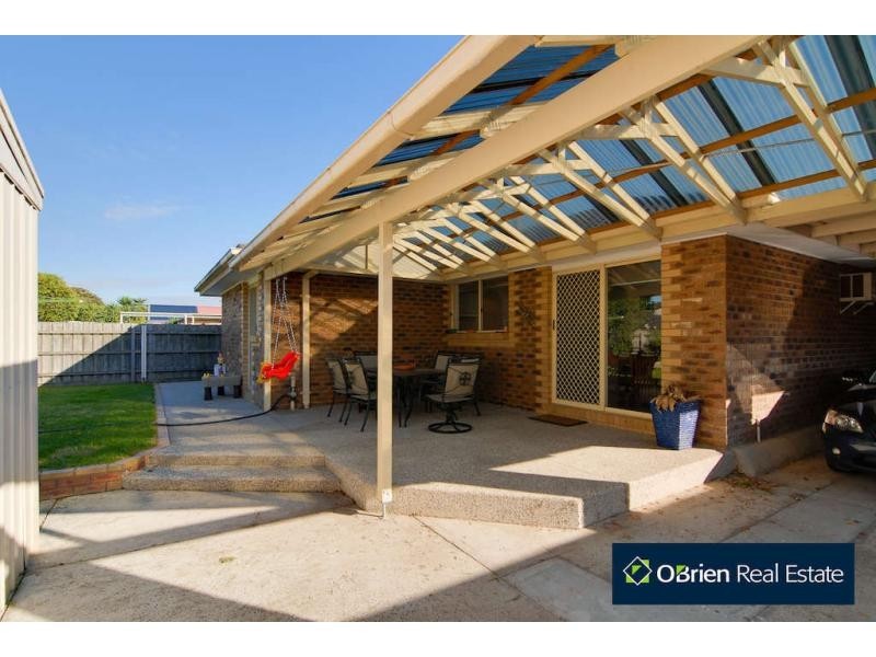 15 Maculata Drive, Cranbourne West VIC 3977