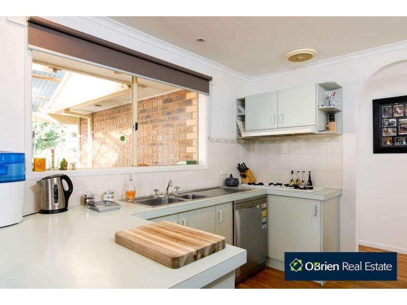 15 Maculata Drive, Cranbourne West VIC 3977