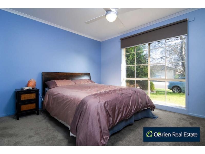 15 Maculata Drive, Cranbourne West VIC 3977