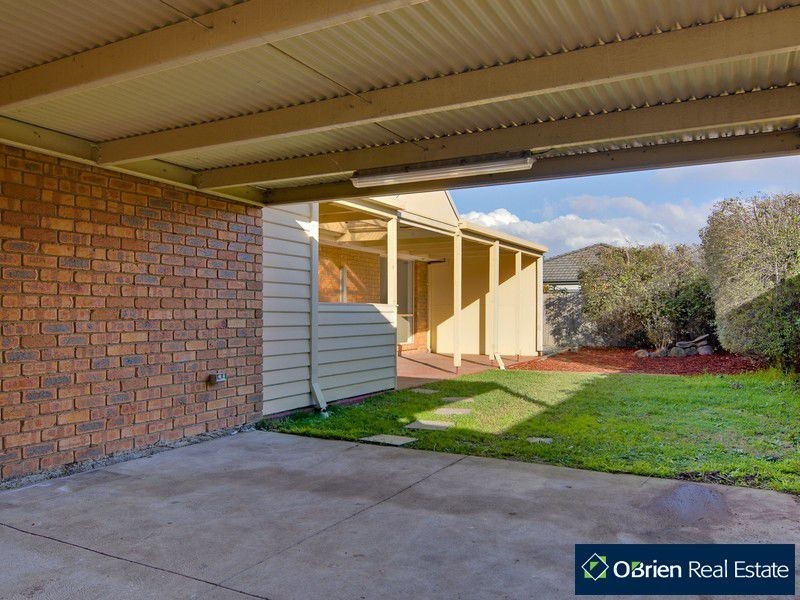 13 Montrose Way, Cranbourne VIC 3977