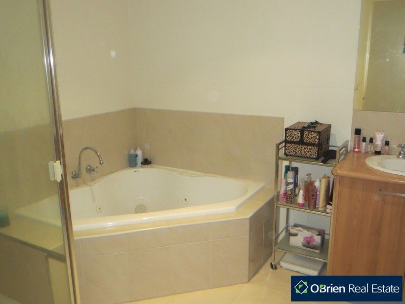 7/1 Hickory Drive, Narre Warren South VIC 3805