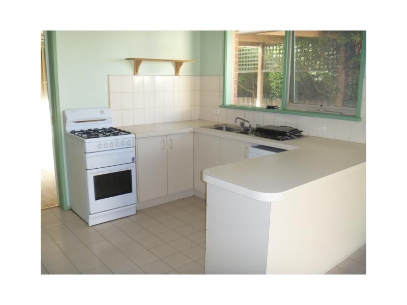 13 Greenhill Rise, Hampton Park VIC 3976