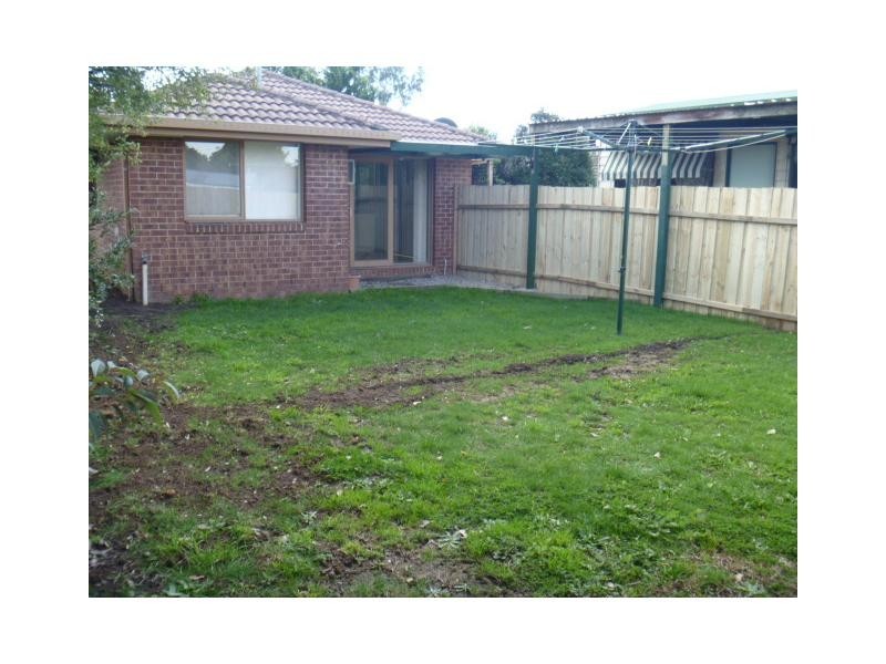 13 Greenhill Rise, Hampton Park VIC 3976