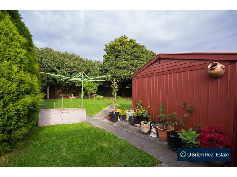 44 Cochrane Street, Cranbourne VIC 3977