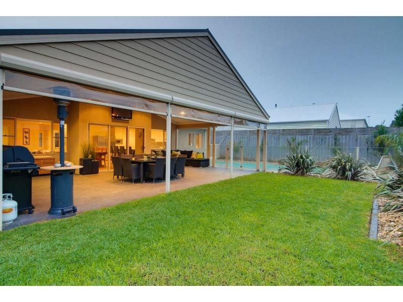 2 Walmac Close, Tooradin VIC 3980