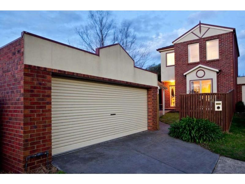34 Wembley Drive, Berwick VIC 3806