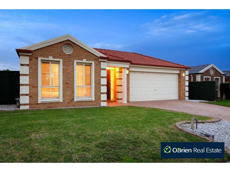13 Harrington Drive, Narre Warren South VIC 3805