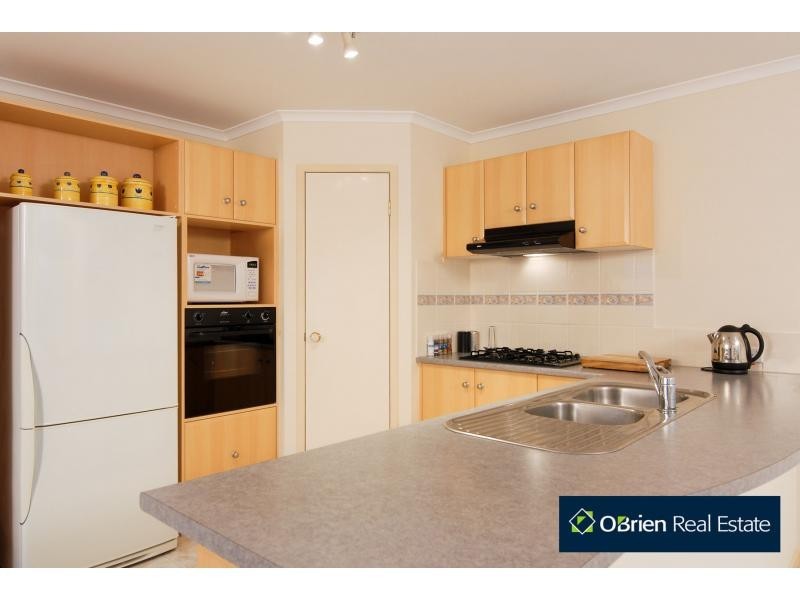 13 Harrington Drive, Narre Warren South VIC 3805