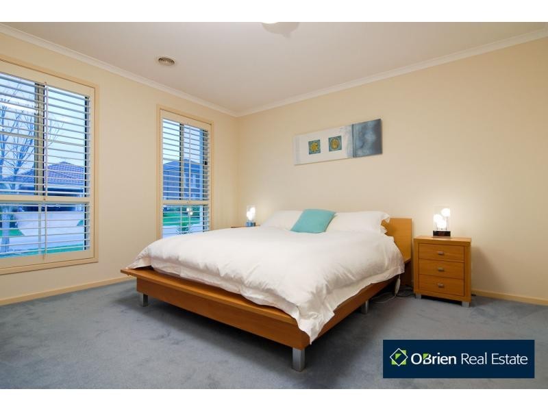 13 Harrington Drive, Narre Warren South VIC 3805