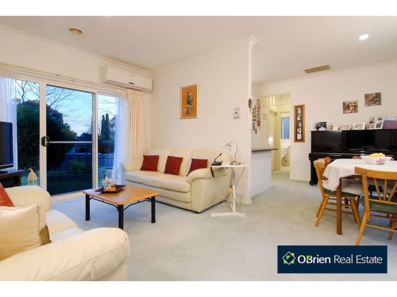 47 Leonard Avenue, Berwick VIC 3806