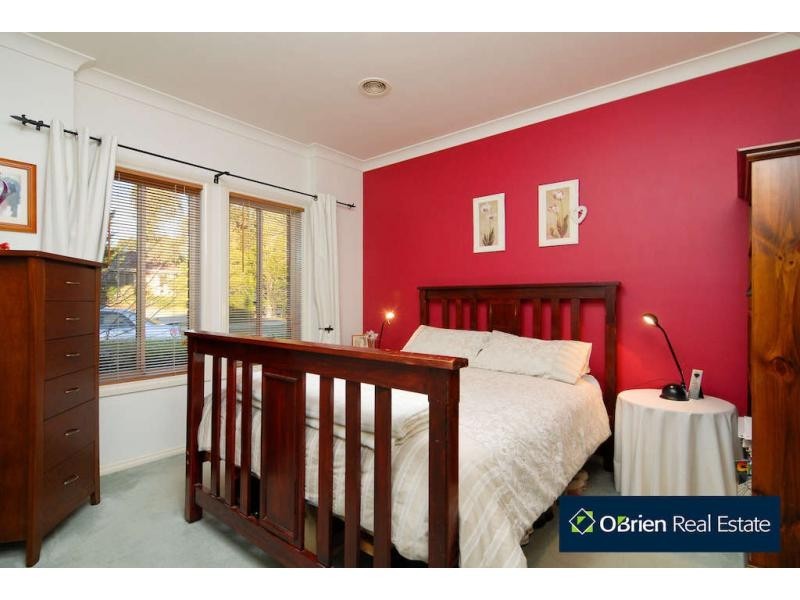 47 Leonard Avenue, Berwick VIC 3806