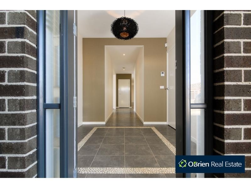 L1603 Morphetville Street, Cranbourne East VIC 3977