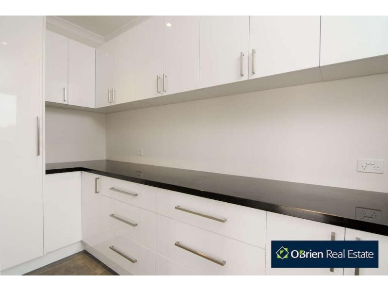 L1603 Morphetville Street, Cranbourne East VIC 3977