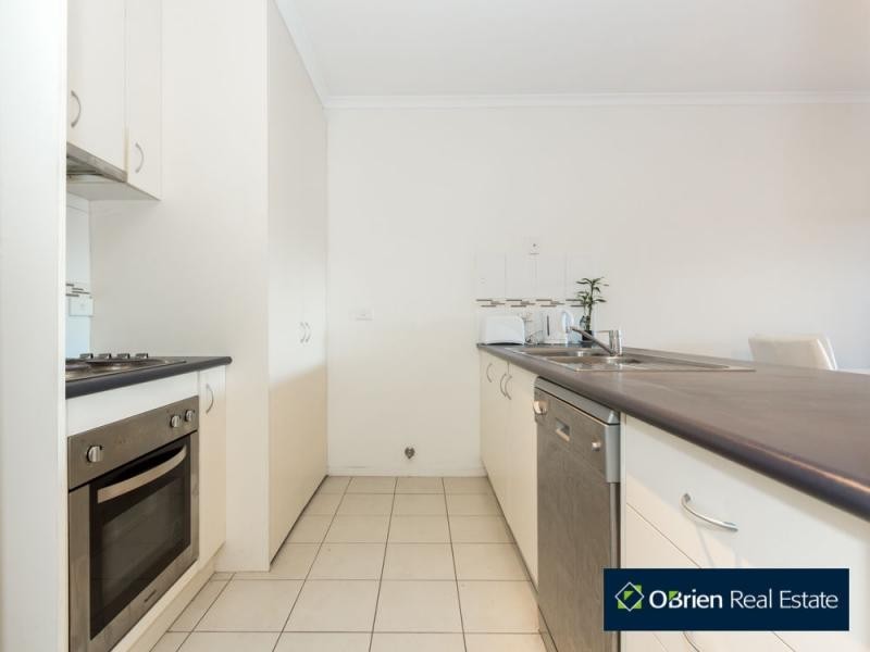 1/19 Lats Avenue, Carrum Downs VIC 3201