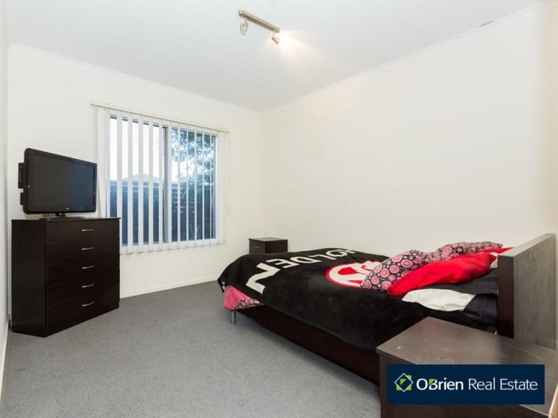 1/19 Lats Avenue, Carrum Downs VIC 3201