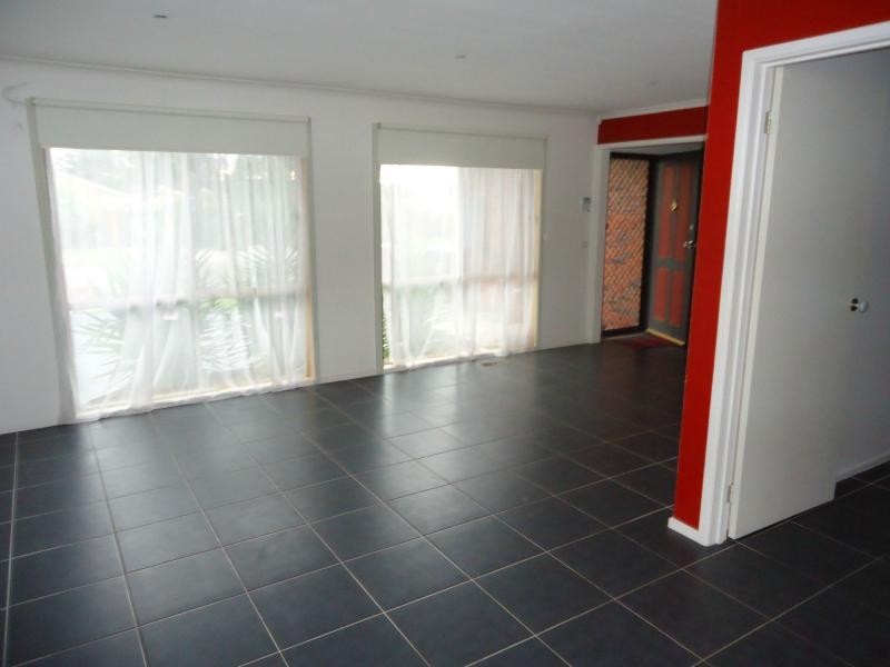 21 Fleetwood Drive, Narre Warren VIC 3805