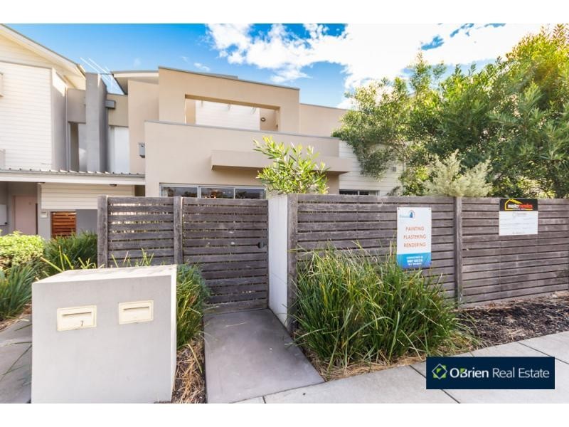 Unit 8/25 Lats Avenue, Carrum Downs VIC 3201