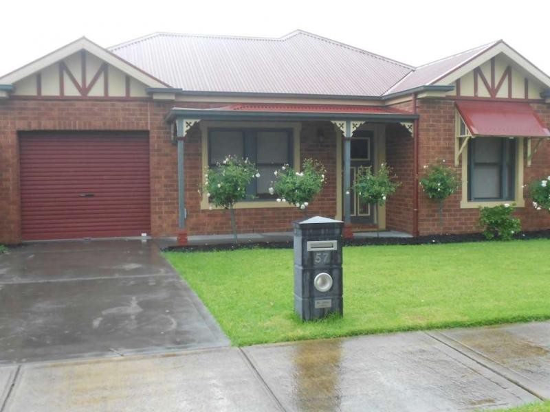 57 Hartland Circuit, Pakenham VIC 3810
