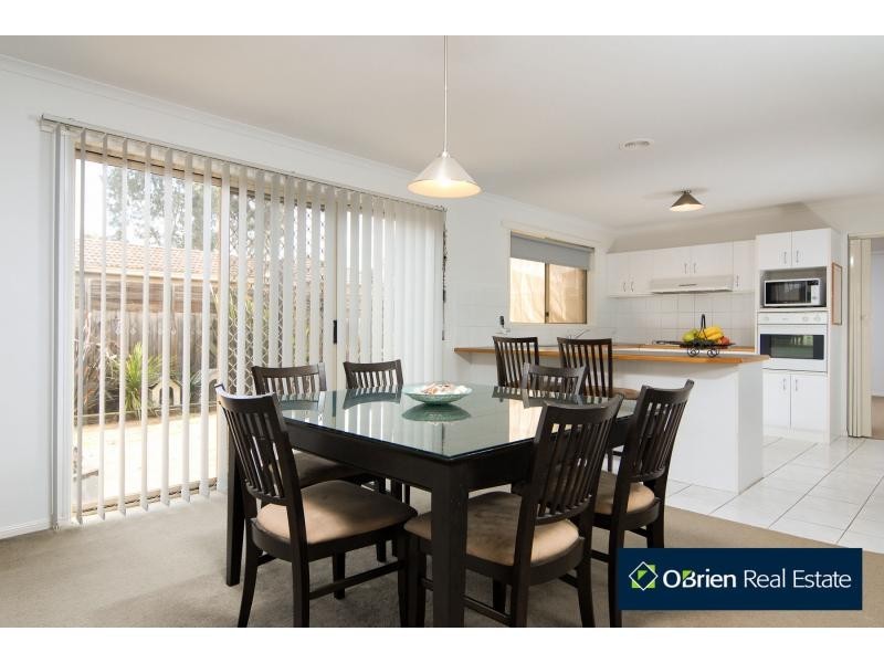 7 Amity Way, Cranbourne VIC 3977