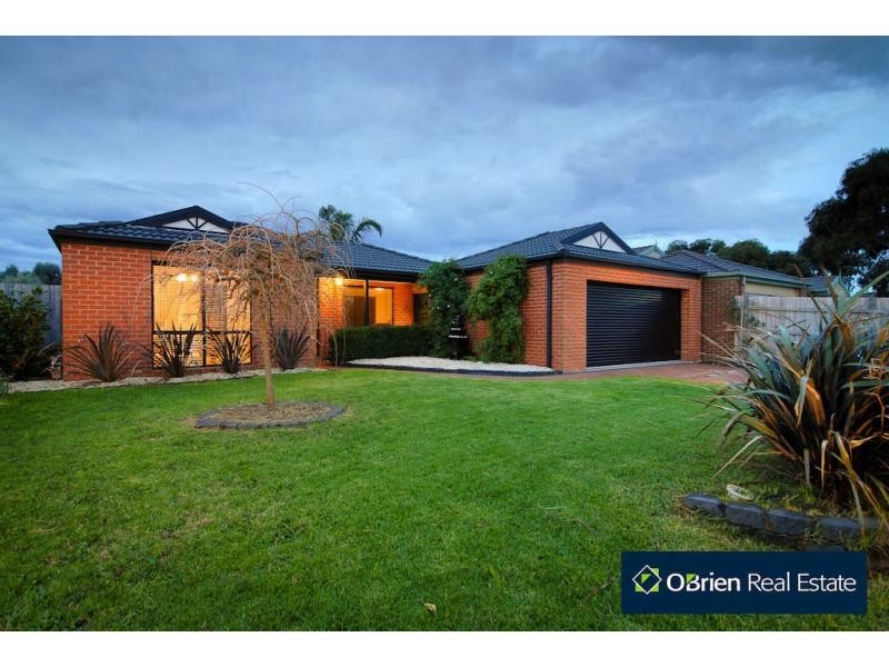 23 Kinsale View, Berwick VIC 3806