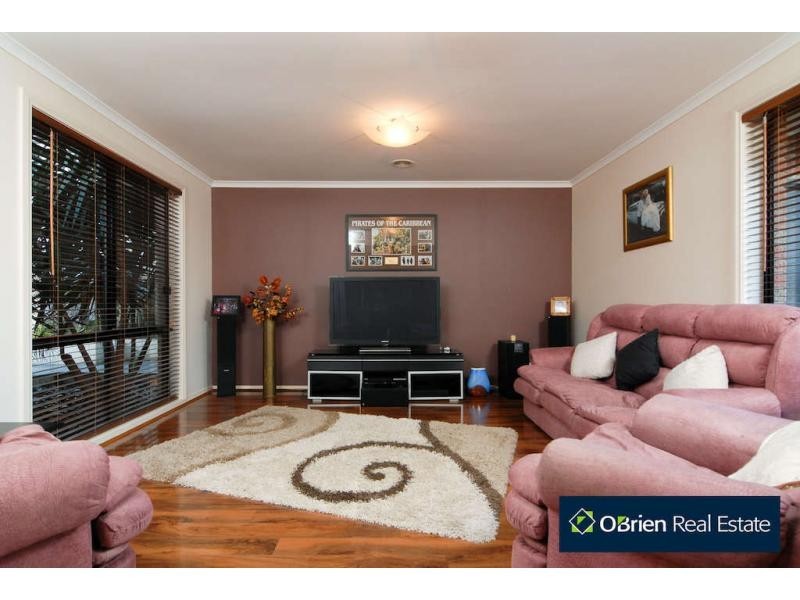 23 Kinsale View, Berwick VIC 3806