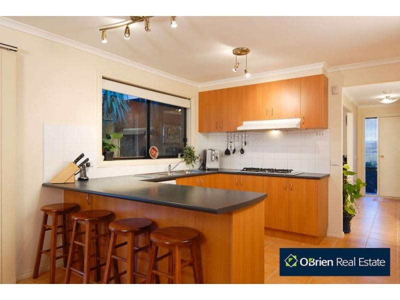 23 Kinsale View, Berwick VIC 3806